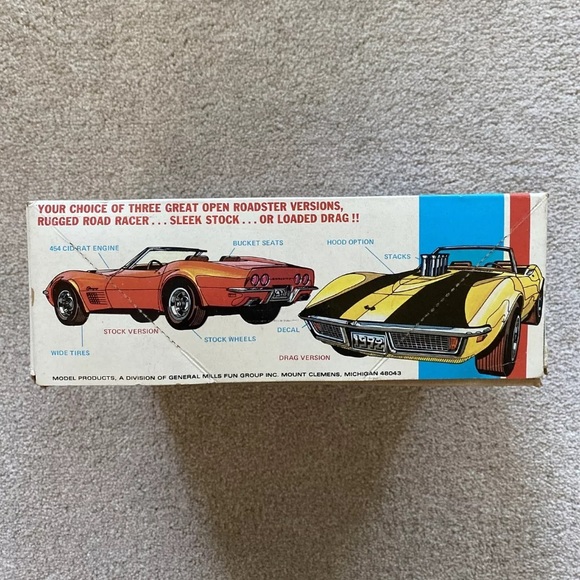 AMT ‘72 Corvette Open Roadster - Picture 2 of 13
